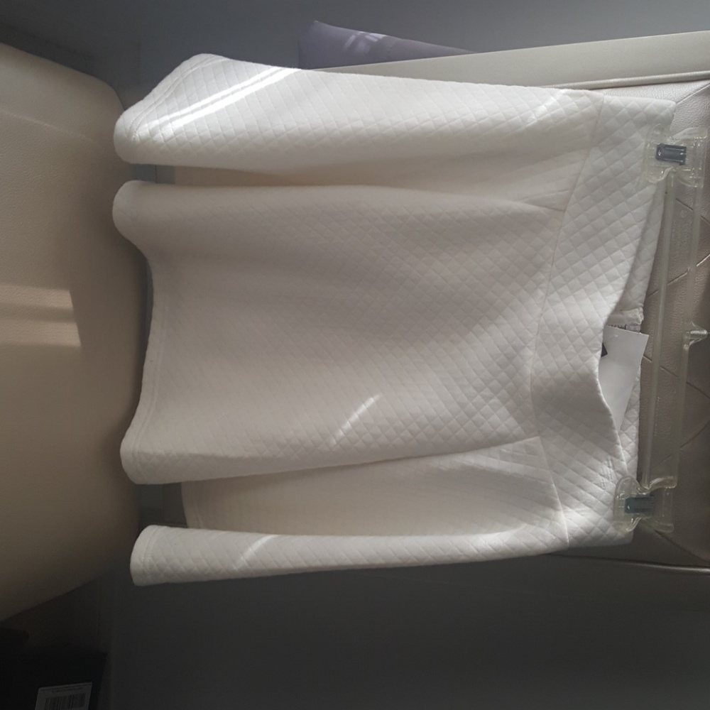 H&M white skirt